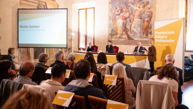 Bologna celebra il suo capitale intellettuale: premiati i nuovi Bologna Ambassador